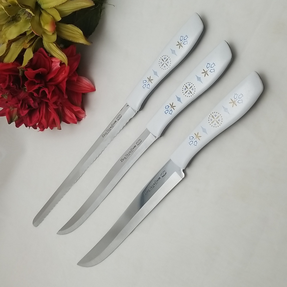 Ekco Vanadium Blue Tulip Knives